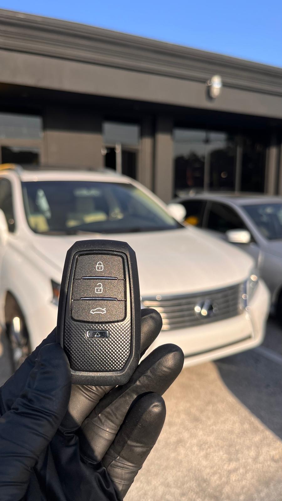 alt="car key"